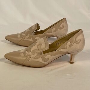Bellini Bengal Beige Western Scroll Kitten Heel Pumps Women's 8W Vegan READ